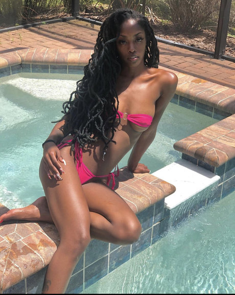 Dimes_ Nacktbilder von OnlyFans