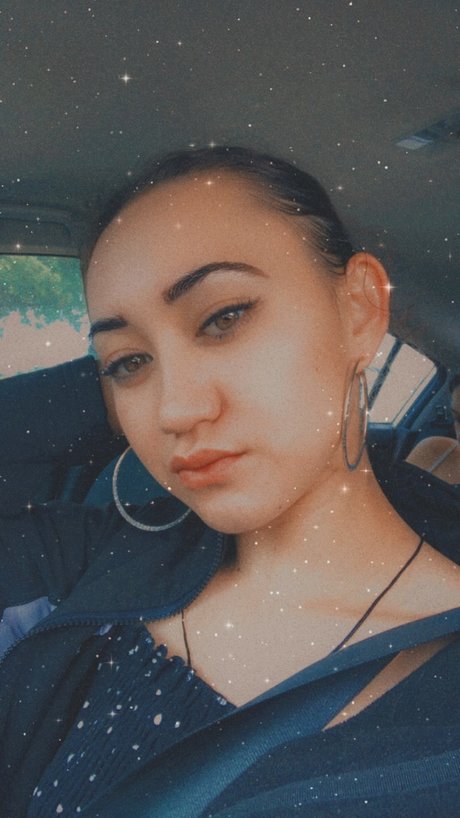 BabyA OnlyFans-Bilder