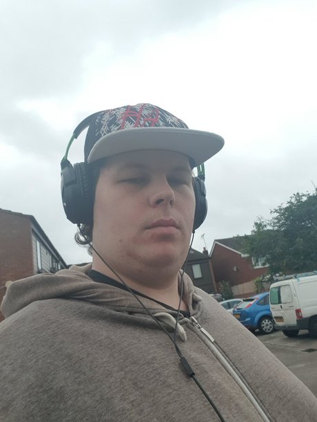 Kazuto Makoto Leaked OnlyFans Bilder