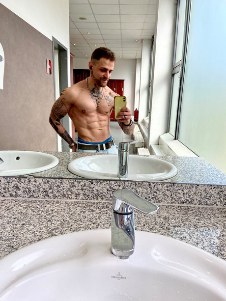 Mattiasara OnlyFans geleakte Pornografie