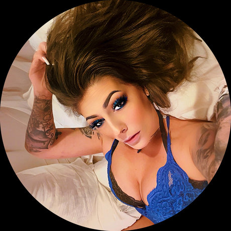 BreezyBeBad OnlyFans-Fotos