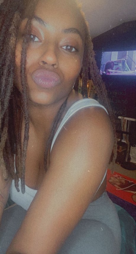 JuJuGoddessX3 OnlyFans-Inhalte