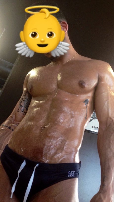 U Tiger_ Nacktbilder von OnlyFans