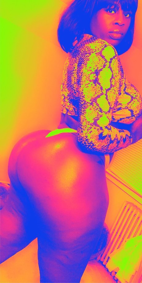 6ft blackbarbie Brüste OnlyFans