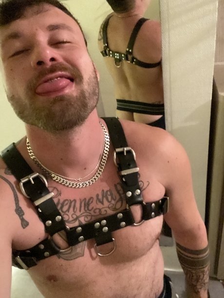 The Bear in Jocks_ OnlyFans