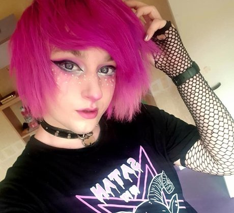 Maya Fae Füße OnlyFans