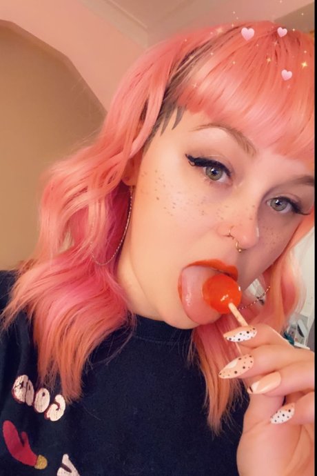 may_ Nacktbilder-Leaks von OnlyFans