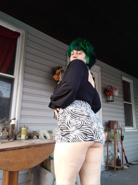 _slvt 18_ Leaks von Nacktbildern auf OnlyFans