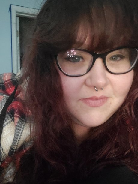 Kassandra Holthaus OnlyFans Bilder