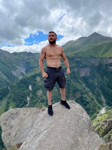Merab Dvalishvili OnlyFans-Bilder geleakt
