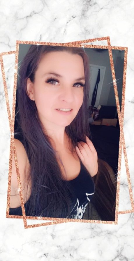 Mena Kinbaku OnlyFans Bilder