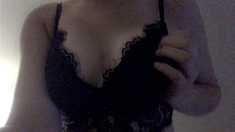 Bella Ramoz Sexy OnlyFans