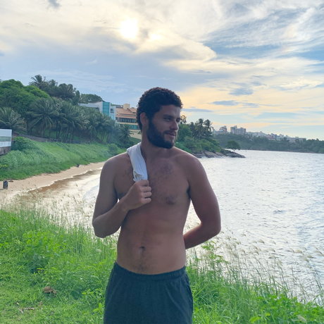 Cezar Nacktbilder OnlyFans geleakt