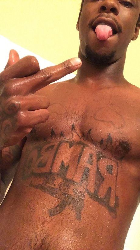 Almighty Rambo Nacktbilder OnlyFans geleakt