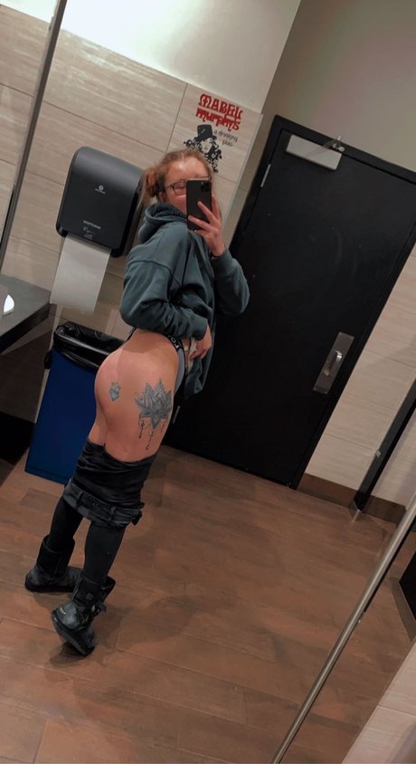 Hilta OnlyFans-Bilder geleakt