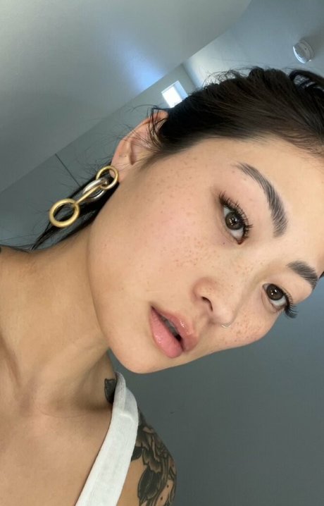 Mae Col Gratis OnlyFans Inhalte