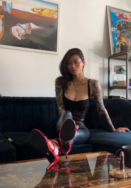 Mae Col Heiße OnlyFans Inhalte