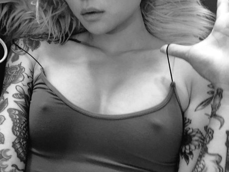 Mae Col OnlyFans Leak