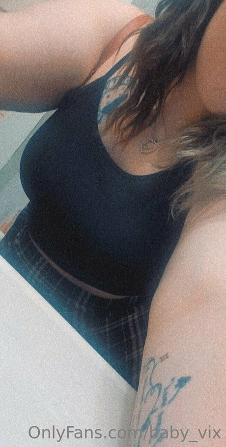 baby vix OnlyFans geleakt.
