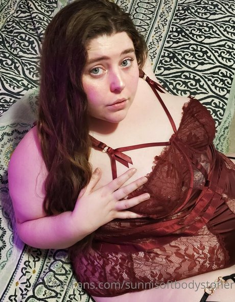 sunnisoftbodystoner OnlyFans Sextape