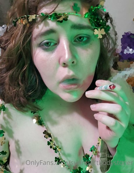 sunnisoftbodystoner OnlyFans-Rezensionen