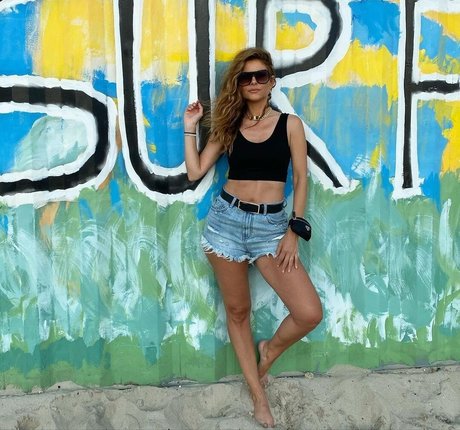 Maria Menounos Neues OnlyFans