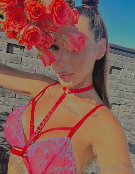 ophelia xx OnlyFans Sextape