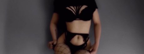 kaceyrae OnlyFans Strip