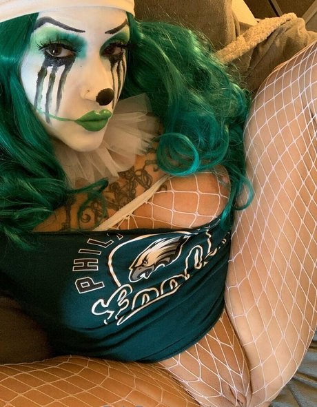 rainbowblows OnlyFans schlank