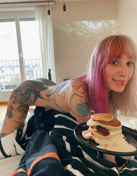 Mrs Nice Nacktbilder OnlyFans geleakt