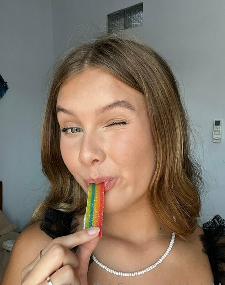 elsbels24 OnlyFans Inhalte