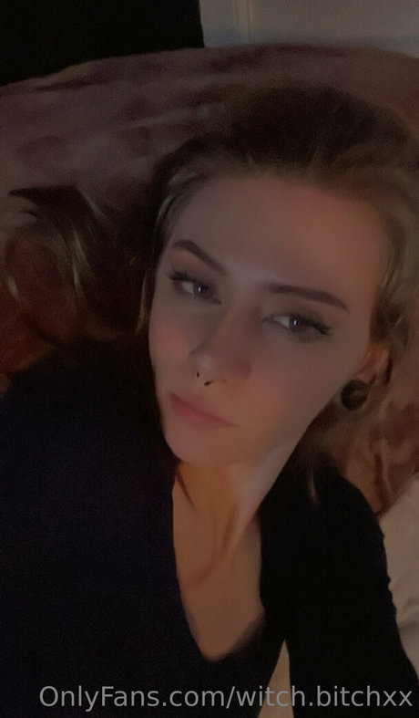 witch bitchxx OnlyFans Sex Leak