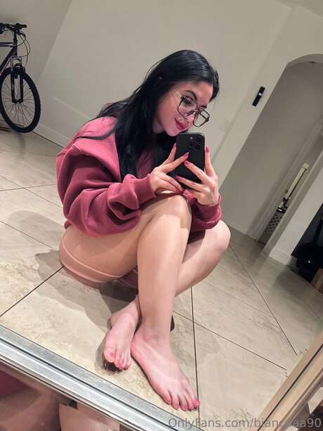 biancaaa90 OnlyFans Model Fotos