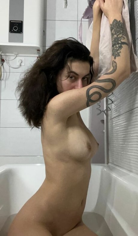 Unrealspicegirl Nackt auf OnlyFans Leak