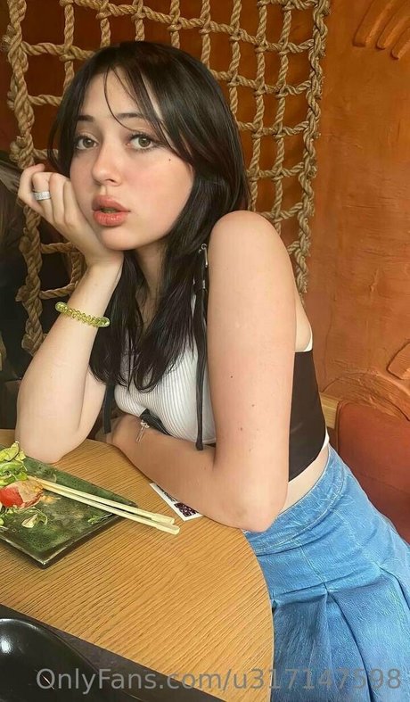 elliemooree Nackt auf OnlyFans