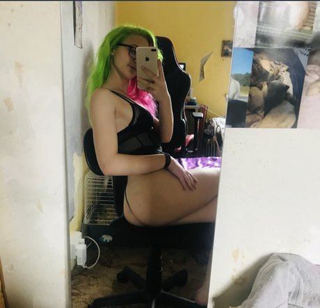 Courtneyyyyxox OnlyFans-Leaks