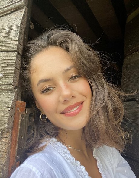 Saoirse Alicia Behzadi Leaked OnlyFans Sex