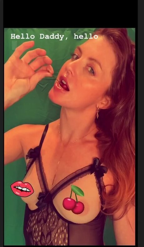 gingrbreadginny OnlyFans Model Fotos