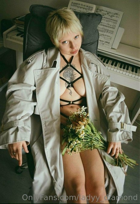 ladyy diamond OnlyFans Leaj