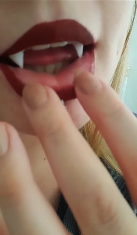 xenomorphies OnlyFans nackt