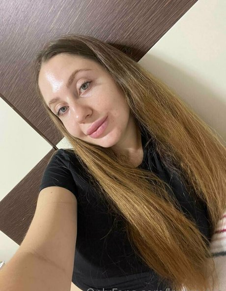 leeloo lee Nacktbilder von OnlyFans