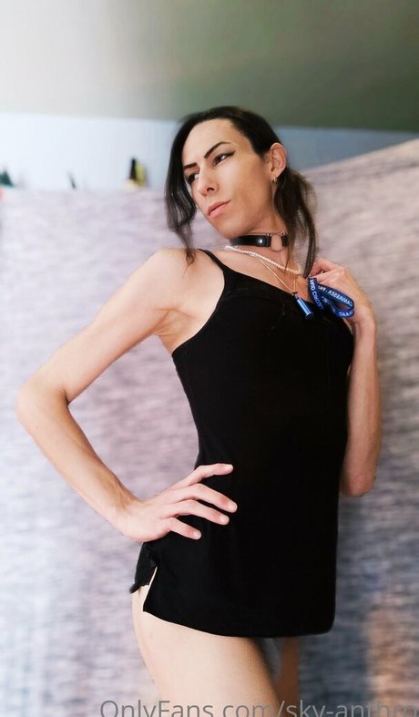 sky anthro Nacktbilder von OnlyFans