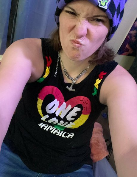 sarahmaxx OnlyFans geleakt.