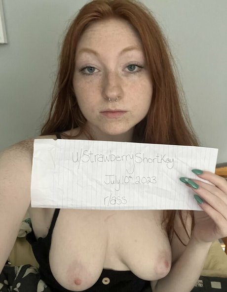 StrawberryShortKay Nacktbilder von OnlyFans