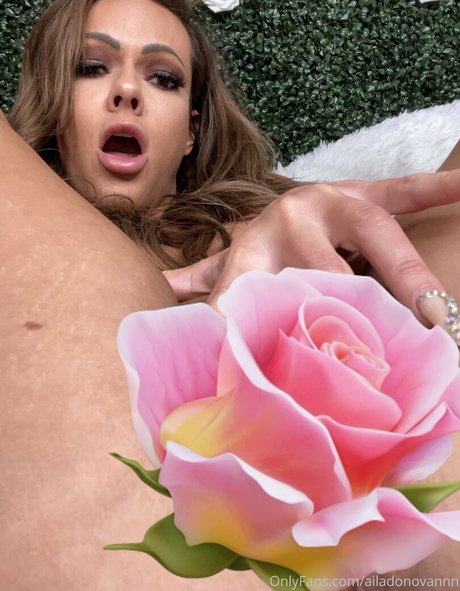 ailadonovannn OnlyFans-Archiv