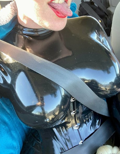 ninaltx OnlyFans Brüste Bild