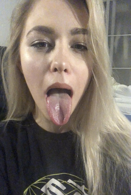 sophakingwet Leak von OnlyFans-Inhalten