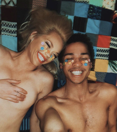 forgetsarah Brüste OnlyFans