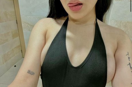 Mfoshh Nacktbilder von OnlyFans geleakt