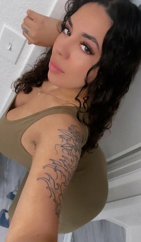 fairyelle OnlyFans nackt